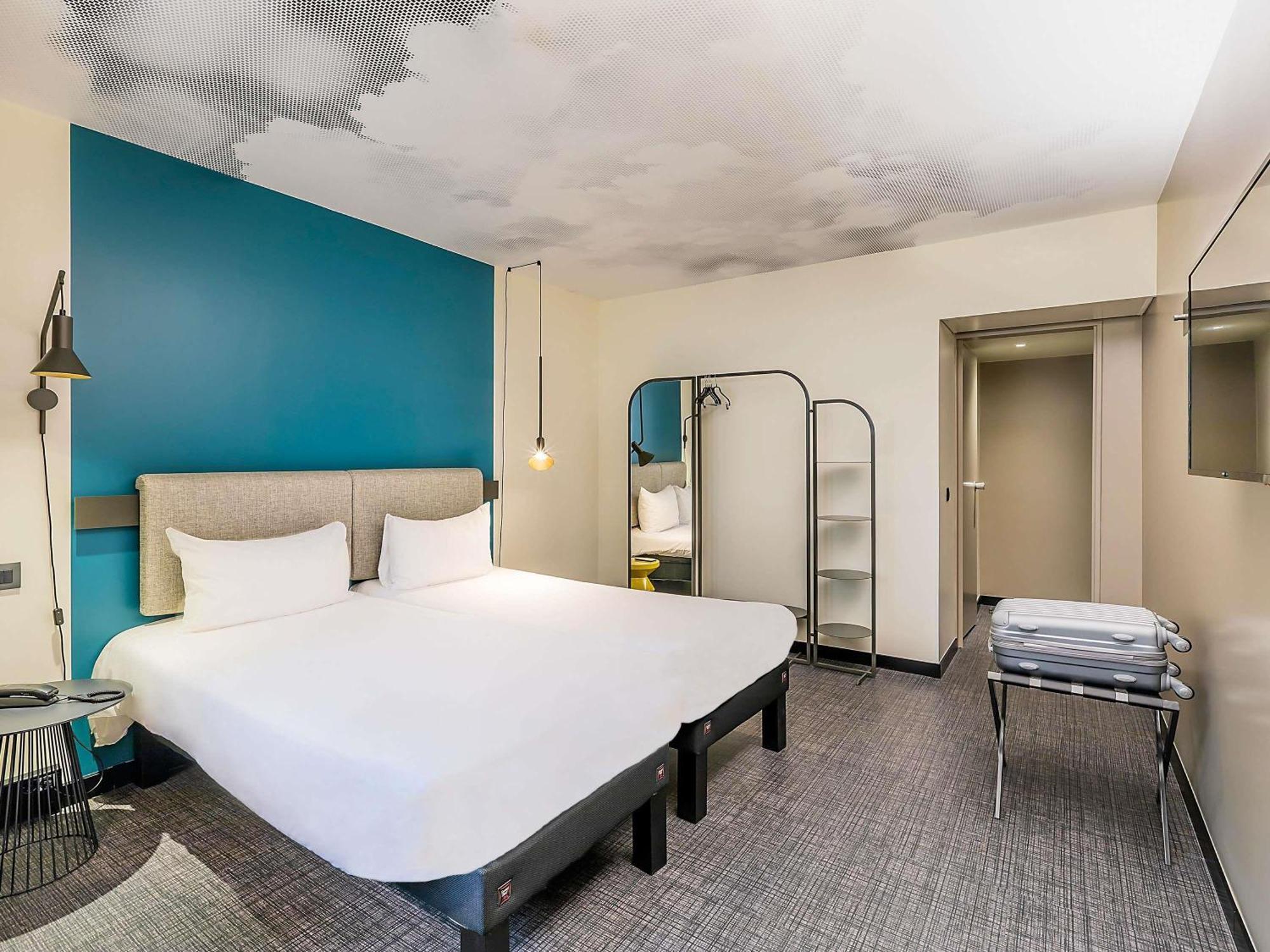 Ibis Malaga Centro Ciudad — Photos 2